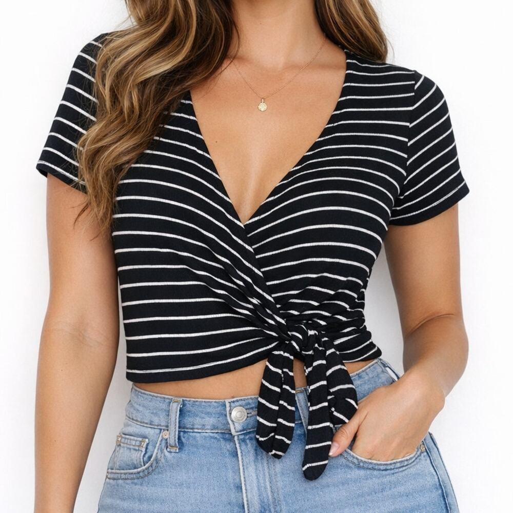 Urban Outfitters Project Social T Black and White Wrap Top Size XL